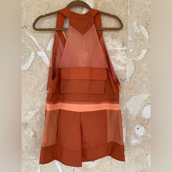 Jordan Women's 23 Engineered Layering Vest - Picture 7 of 8